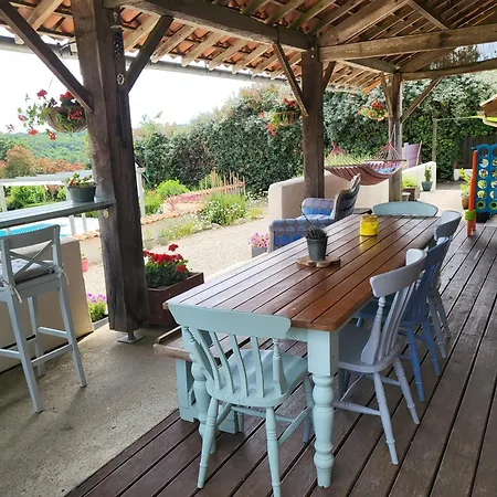 At Le Tilleul - Le Pommier & Le Cerisier *