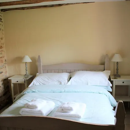 At Le Tilleul - Le Pommier & Le Cerisier *