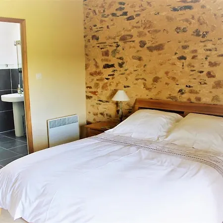 At Le Tilleul - Le Pommier & Le Cerisier * Le Lindois