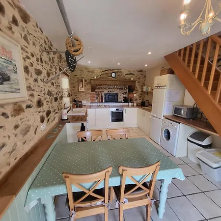 At Le Tilleul - Le Pommier & Le Cerisier