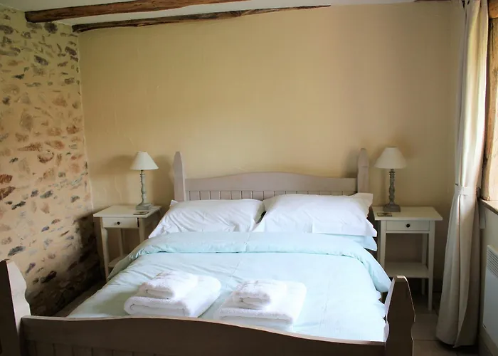 At Le Tilleul - Le Pommier & Le Cerisier *