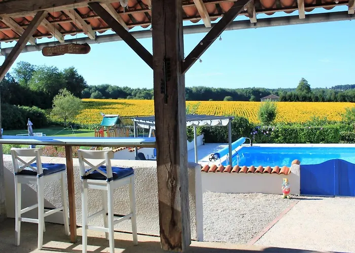 At Le Tilleul - Le Pommier & Le Cerisier * Le Lindois